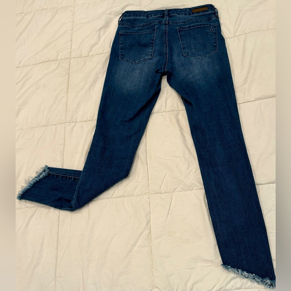 Women’s Articles of Society skinny jeans